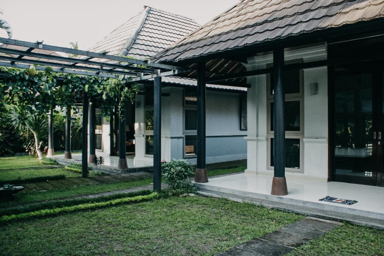 Puri Lotus Hotel Ubud  Exterior photo