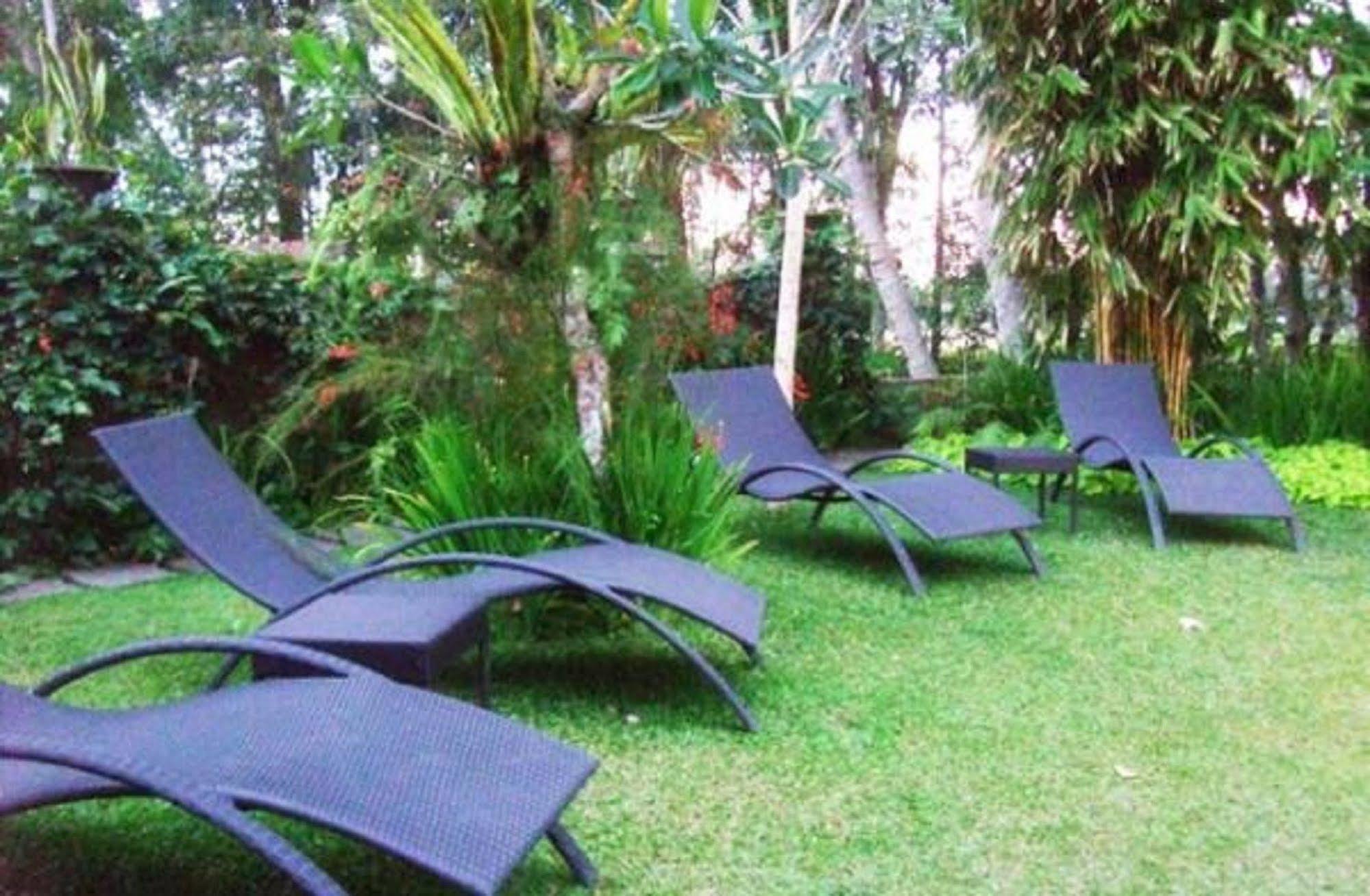 Puri Lotus Hotel Ubud  Exterior photo
