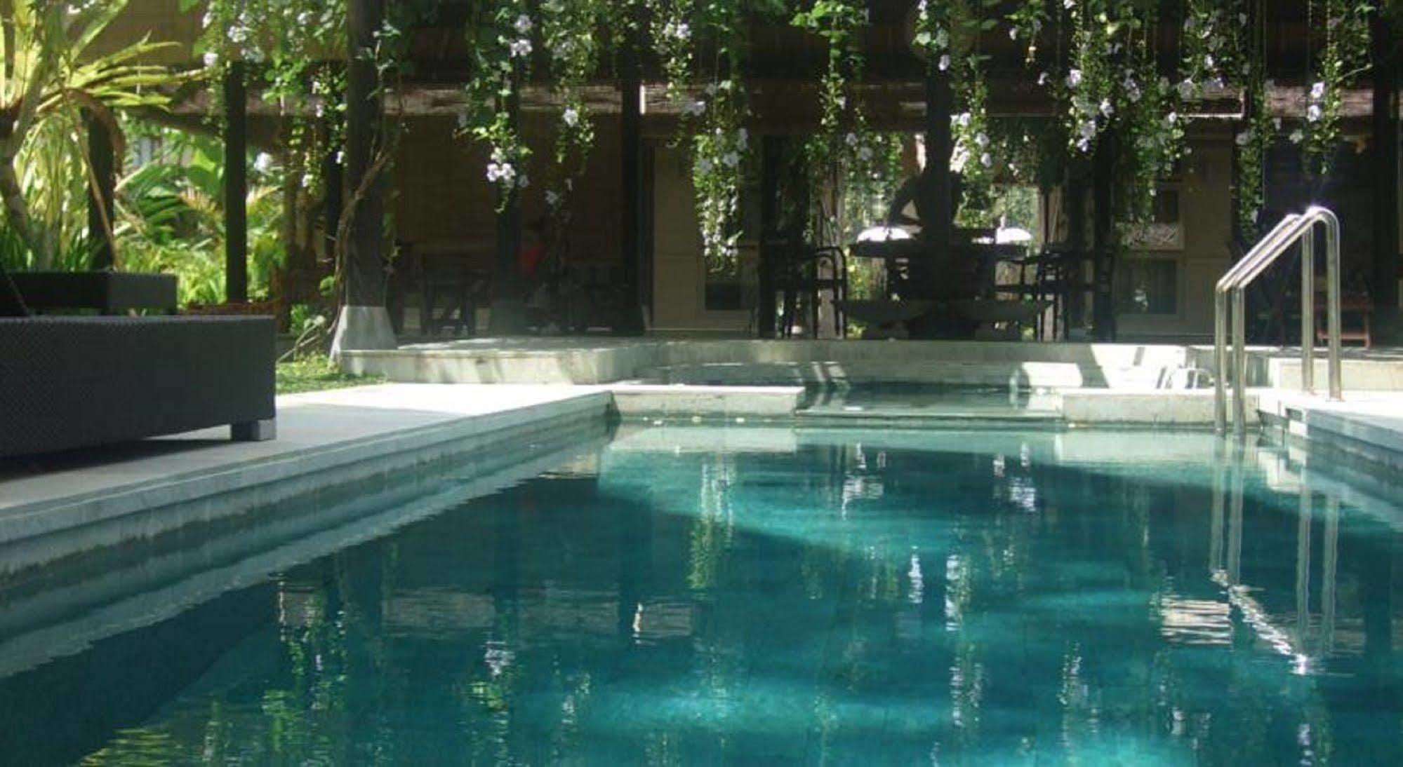 Puri Lotus Hotel Ubud  Exterior photo